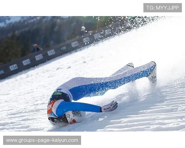 滑雪高空旋转引爆全场：运动与激情的完美结合